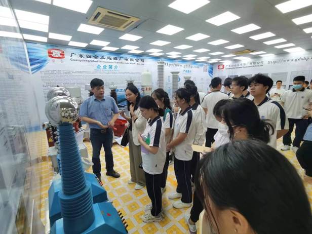 91f0a20513bc095a2b849a7ee401e33